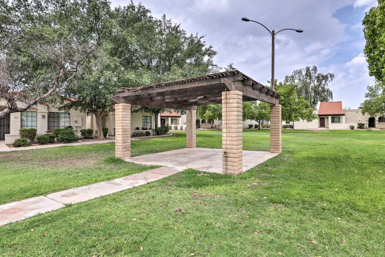 Renovated Chandler Townhome Walk To Downtown Экстерьер фото